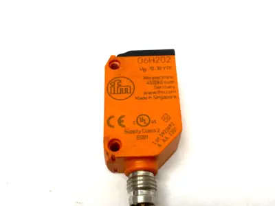 USED IFM DIFFUSE REFLECTION SENSOR W/ BACKGROUND SUPPRESSION