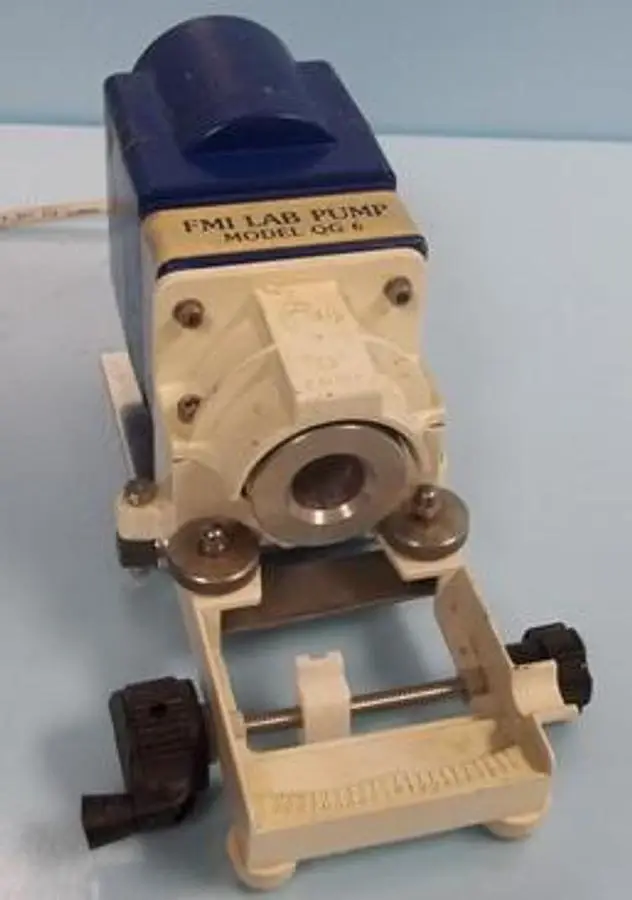 QTY. 1. FLUID METERING INC. FMI LAB PUMP MODEL: V0...