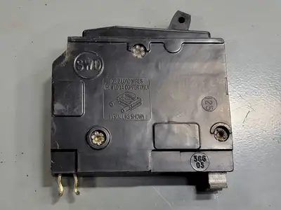 15 Amp, 1 Pole, 120/240 volts Circuit Breaker