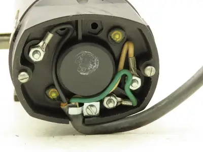 Bodine 32D5BEPM-5F Gearmotor 1/8Hp 130VDC 20:1 Ratio 125 RPM LH Output 5/8"Shaft