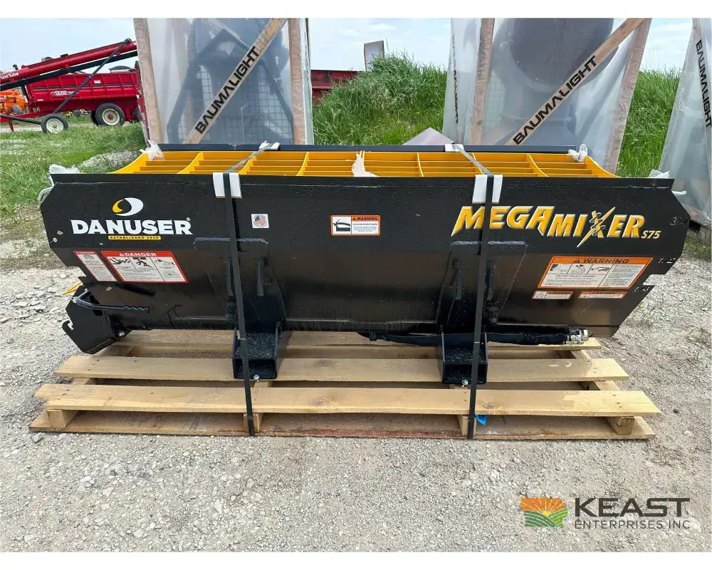 Used DANUSER _UNKNOWN_ Skid Steer Buckets Iowa US | Keast Enterprises #1360227