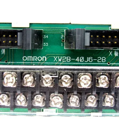 USED OMRON XW2B-40J6-2B