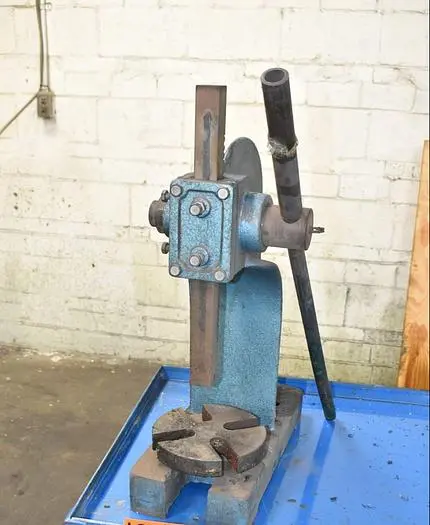 Used DOEER ARBOR PRESS Arbor Presses CA | World Equipment and Machine Sales #394848