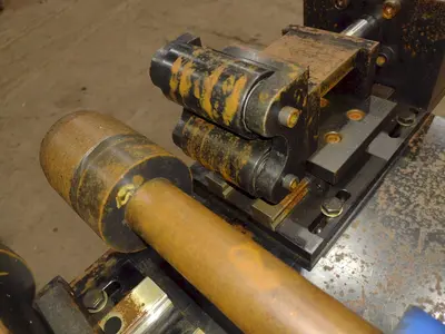 DURAFLEX MANDREL TYPE PIPE CUTTING MACHINE: STOCK #19328