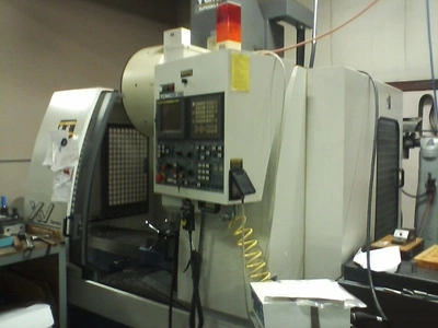 USED 2003 SUPERMAX YCM
