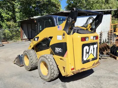 Used 2013 CATERPILLAR 262C2 Skid Steer Loaders New York US | Abele Tractor #1343058
