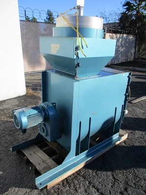 Mann & Hummel Una-Dyn-Protec, plastic mixer