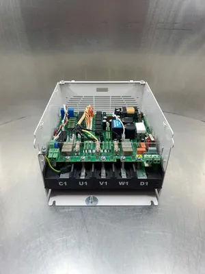 ABB DCS800-S02-0025-05 DC Drive, 3-Phase 20A. 1-D0