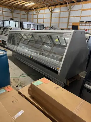 12-0060 Hussmann SMBT Meat and Deli Cases