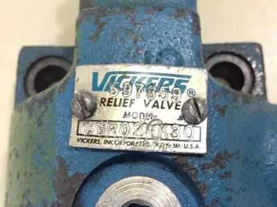 USED VICKERS CGR02CK30