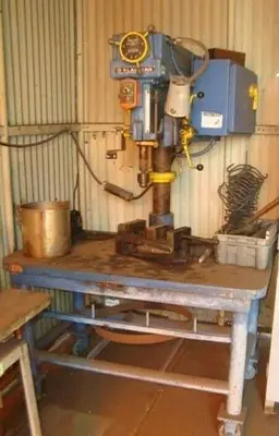 USED 1982 CLAUSING 2284