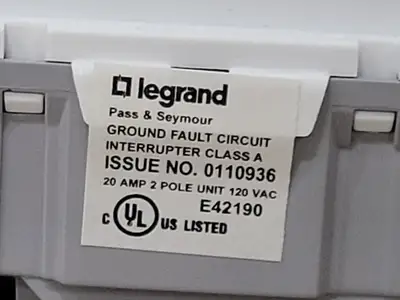 NEW PASS & SEYMOUR PT1597W