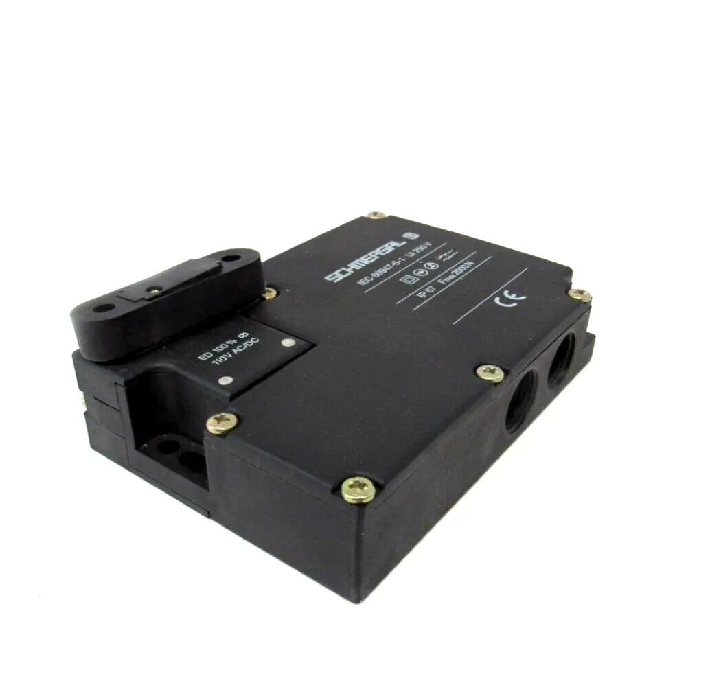 USED SCHMERSAL IEC 60947-5-1 SAFETY SWITCH IEC6094751