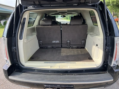 USED 2014 CADILLAC ESCALADE