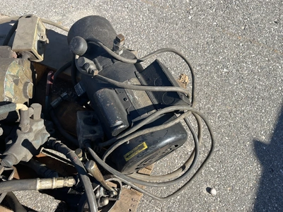 USED PARKER HYDRAULIC CRIMPER SYSTEM