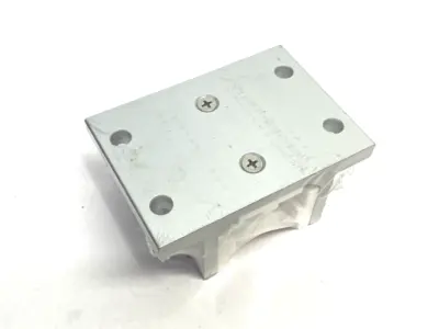 NEW 80/20 DOUBLE-FLANGE SHORT STANDARD LINEAR BEARING 3-SLOT, 15 SERIES