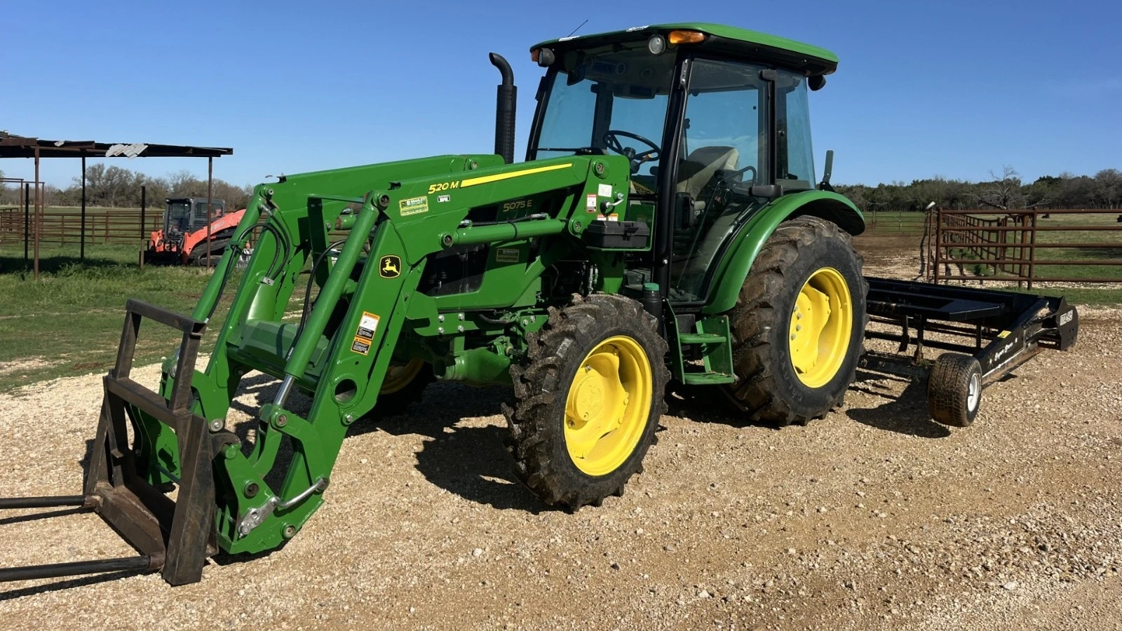 USED 2024 Deere 5075E