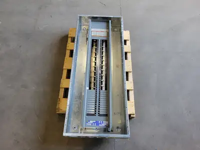 USED SQUARE D NQOD484L225CU