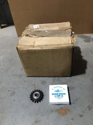 Brewer B4017H #40 Idler Chain Sprocket 0.5000″ Pitch 0.6350″ Bore 17 Teeth -NIB