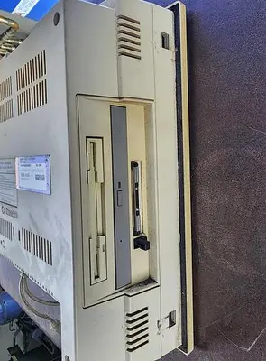 USED ADVANTECH PPC-123T