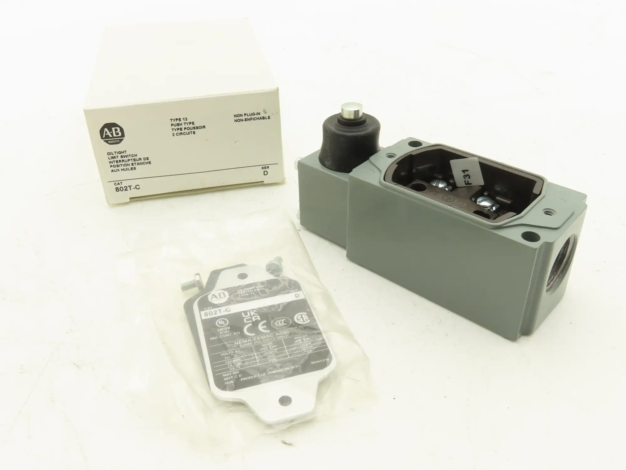 Allen Bradley 802T-C Oiltight Limit Switch Enclosure Push Rod Type Operator Head
