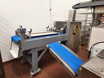 BENIER _UNKNOWN_ Bread and Roll Production | Harvest Equipment and Fabrication Inc (6)