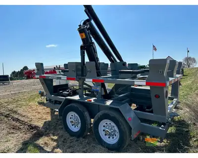 Used TRAVIS _UNKNOWN_ Seed Tenders Iowa US | Keast Enterprises #1360482