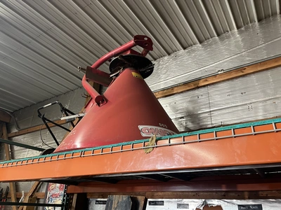 USED COSMO 500 FERTILIZER SPREADER