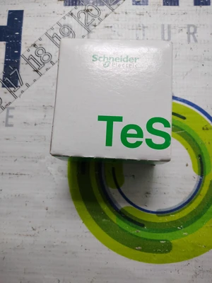 NEW SCHNEIDER ELECTRIC CA2KN40B7