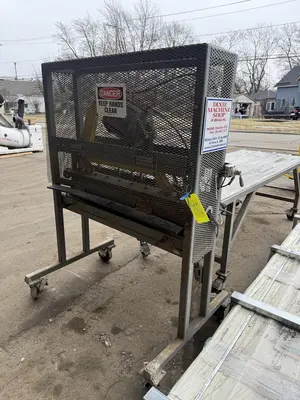 48" DIXIE MACHINE AIR OPERATED PANEL CROP SHEAR: YOBRO #24966