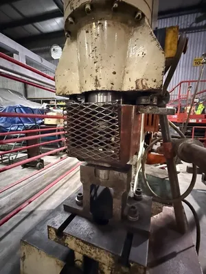 2003 SUNRISE IW-66S Ironworkers | ListingHippo (5)