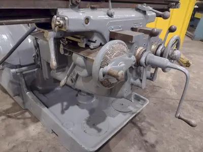 #3 KEARNEY & TRECKER MILWAUKEE MODEL #3 VERTICAL MILLING MACHINE 64" x 13" x 10 HP: YOBRO #24458