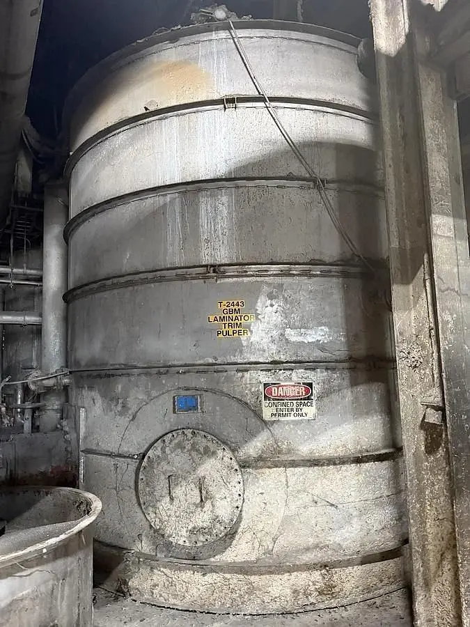 11,500 GALLON 12' DIAMETER X 14' TALL CYLINDER SHAPE TANK 316L STAINLESS STEEL