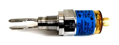 NEW ENDRESS & HAUSER FTL20-0425 LEVEL SWITCH LIQUIPHANT FTL20