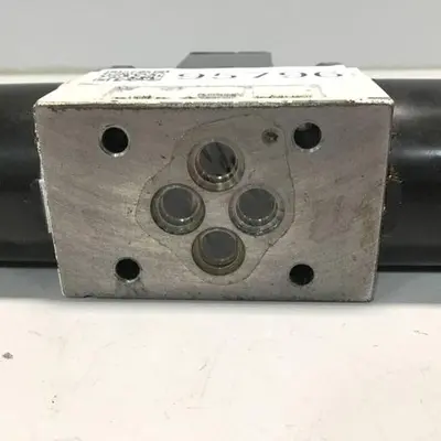 USED VICKERS DG5V72CEP7H82-JA743B