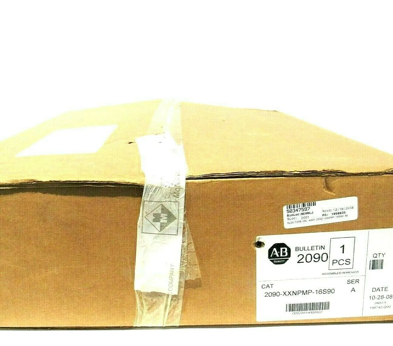 NEW ALLEN BRADLEY 2090-XXNPMP-16S90 CABLE SER.A 2090XXNPMP16S90