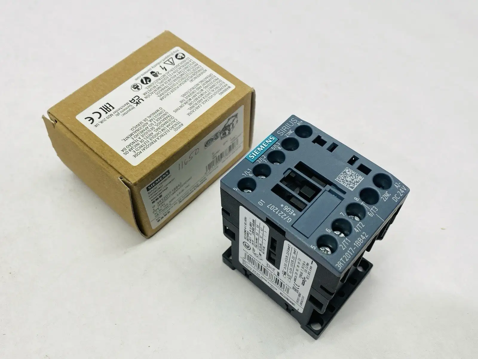 3RT2017-1BB42 | Siemens  Power Contactor 3-Pole 12A 5.5kW 400V 24VDC - New Other