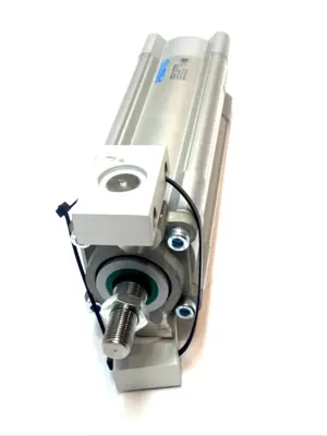 New | in-Stock FESTO PNEUMATIC CYLINDER 1383583 Pneumatic Cylinders | Maverick Industrial Sales #1107999