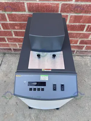 USED FLUKE 7380 ULTRA LOW TEMPERATURE HIGH PRECISION CIRCULATING BATH -80 TO 100°C