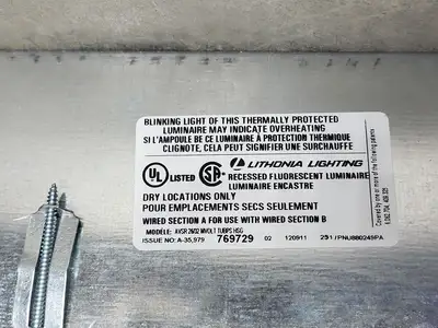 NEW LITHONIA LIGHTING AVSR 26/32