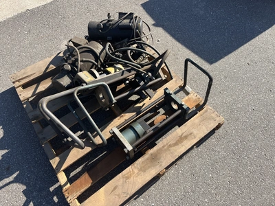 USED PARKER HYDRAULIC CRIMPER SYSTEM