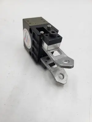 Used SCHUNK SCHUNK MPG-PLUS 40 GRIPPER FOR SMALL COMPONENTS ID 305521 Robot Parts | ND Industrial Surplus #1216741