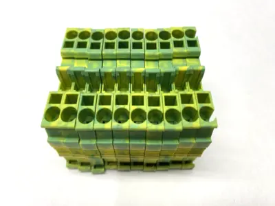 USED PHOENIX CONTACT TERMINAL BLOCK ST 2,5-PE LOT OF 10
