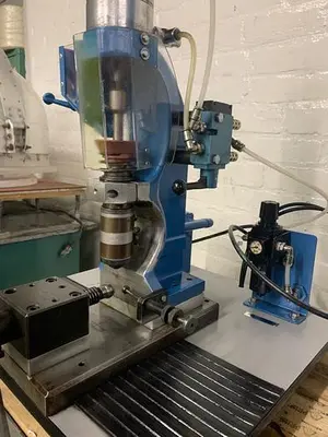 3551-400 GoldPro AB-100-4 MANUAL Plastic Injector Molding Machine with Reinforced Base