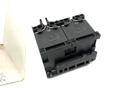 New | in-Stock Siemens Fuseless Reversing Starter Combination 400VAC 24VDC Starters Michigan US | Maverick Industrial Sales #1401770