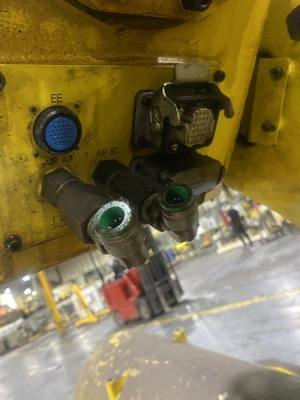 USED FANUC R-2000iA/100P