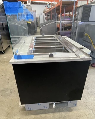 130-0137 Hill Phoenix 6’ Hot Bar with Warming Drawers