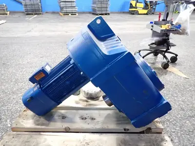 Sew-eurodrive 7.5 Hp Gear Motor