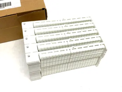 USED MURRPLASTIK TERMINAL BLOCK LABEL WHITE KPX 5/5-5 ZS