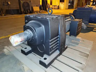 New | in-Stock SEW-EURODRIVE R137DRE180M4/RI Motors (misc) British Columbia CA | Lenmark #246626